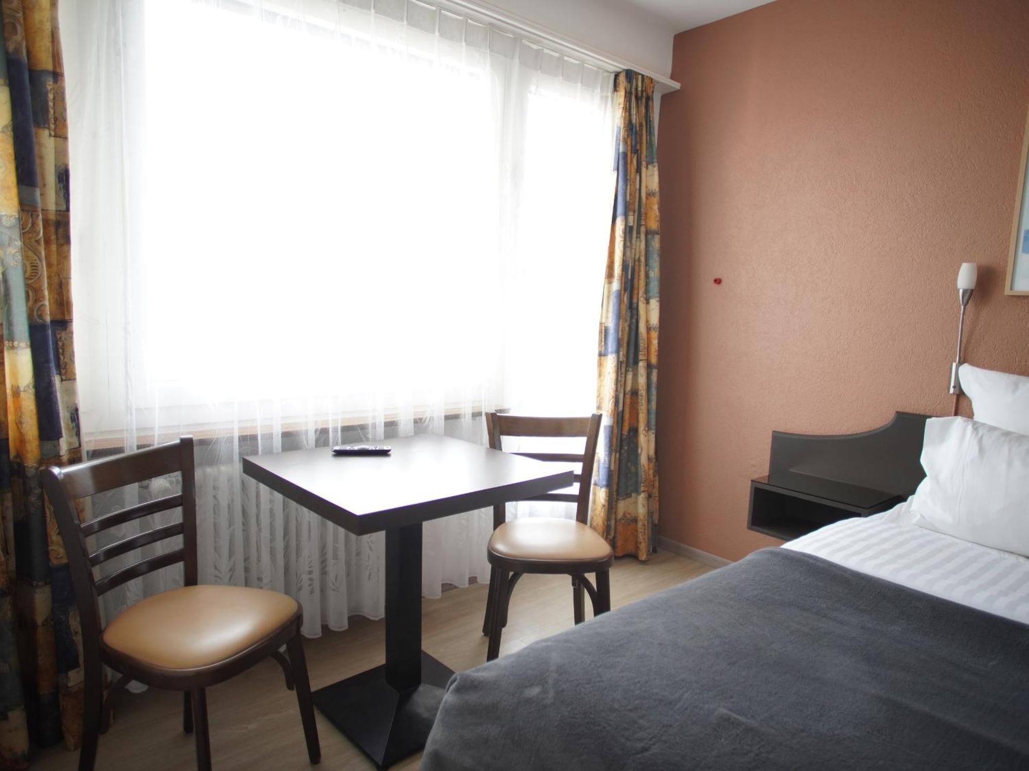 Primadom Aparthotel Женева Екстериор снимка