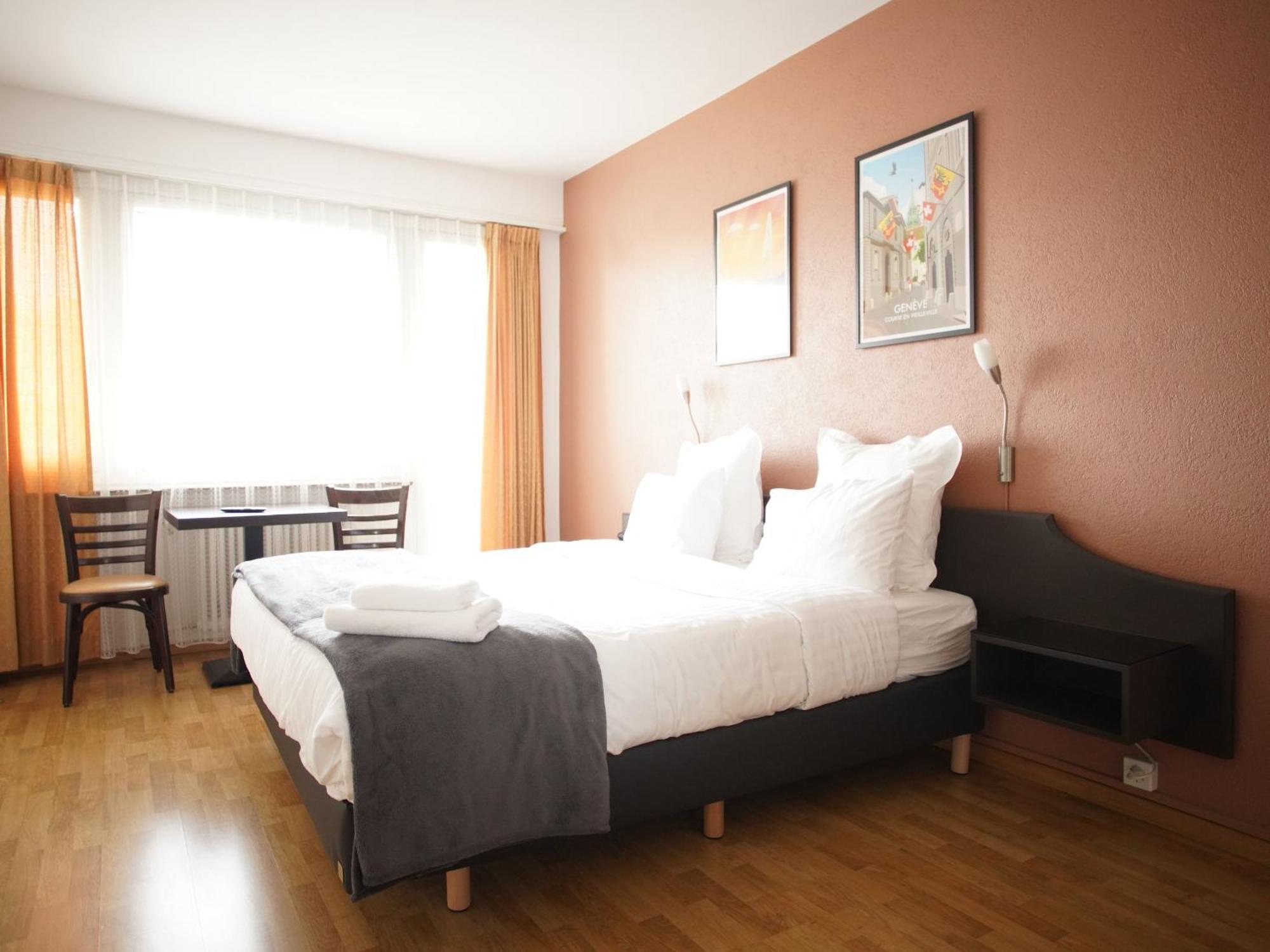 Primadom Aparthotel Женева Екстериор снимка